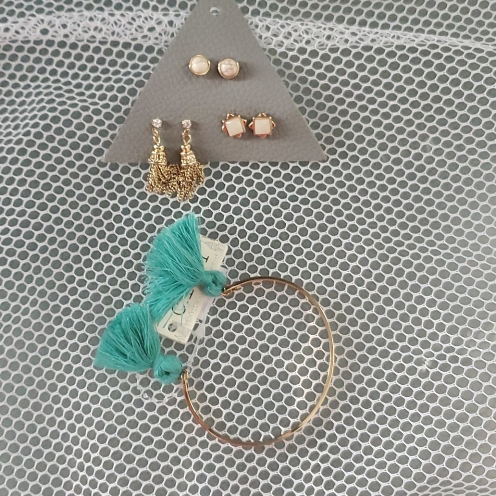 Earrings and bracelet